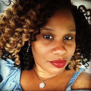 Meet your Posher, Lori